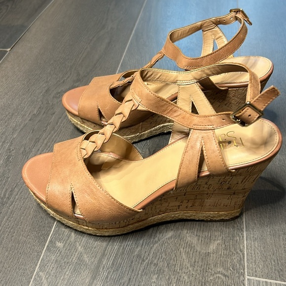 Franco Sarto Seema Tan Leather Cork Espadrille Wedge Sandals Women’s size 9.5 - Picture 8 of 17